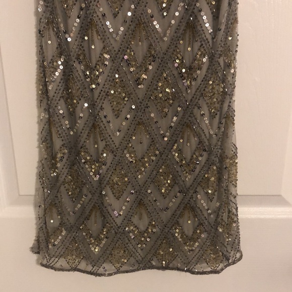 Pissaro Nights Beaded Dress Very Well Made- Like New Condition-Figure Flattering - Picture 6 of 12